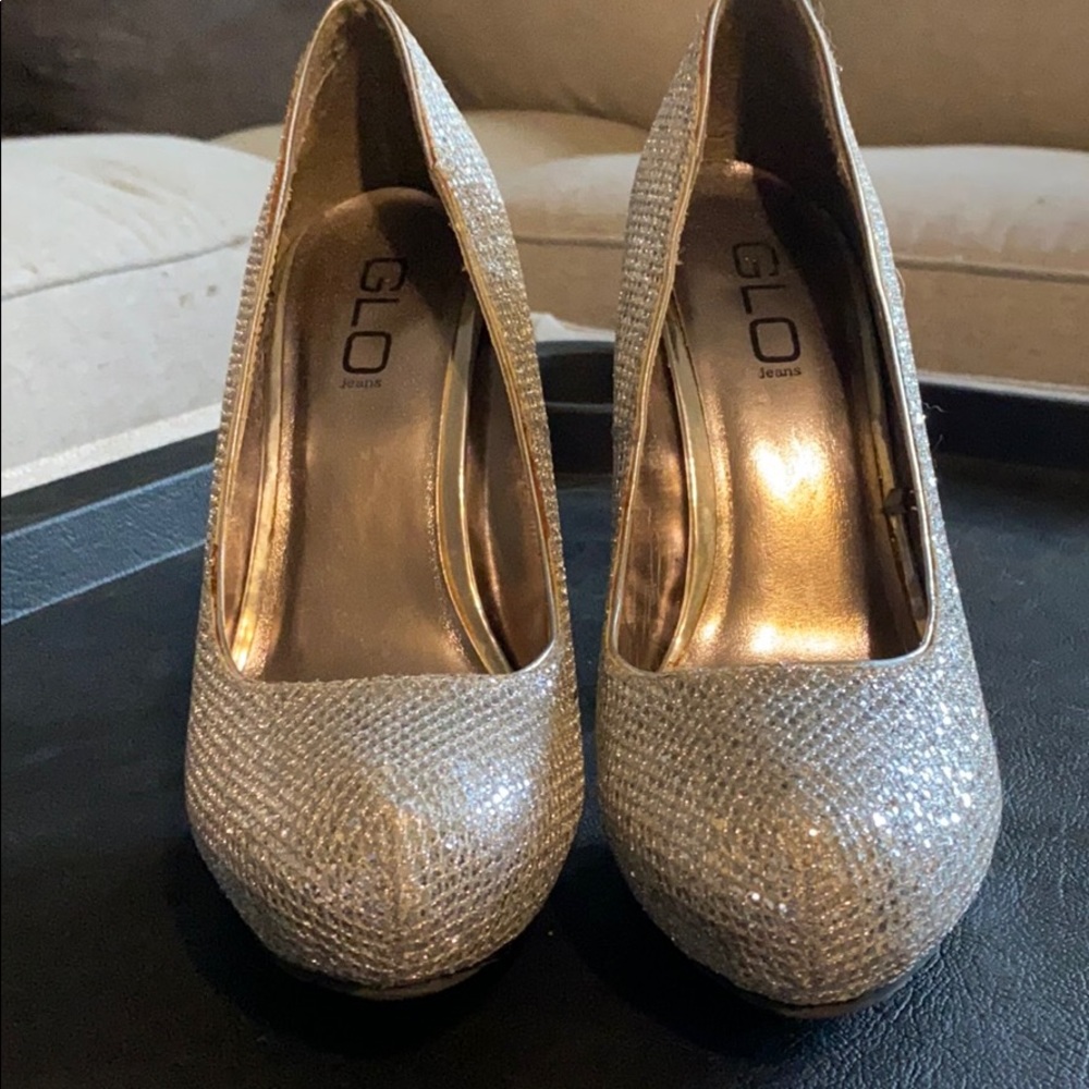 Size 10 Glo Jeans Heels